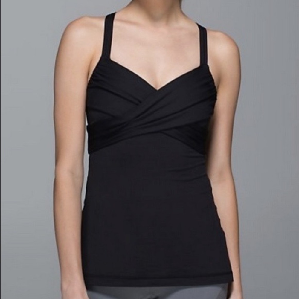 Lululemon top